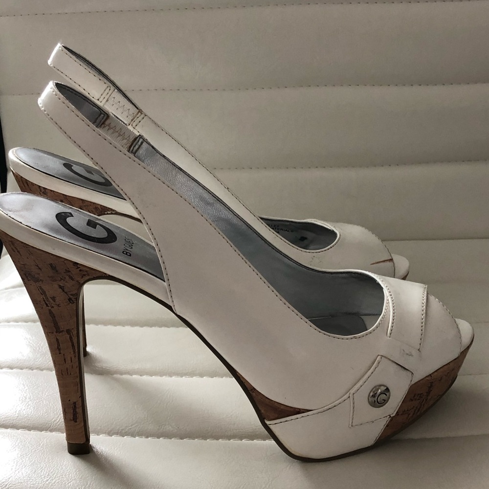 White and wood G by GUESS heels! Offer💕
